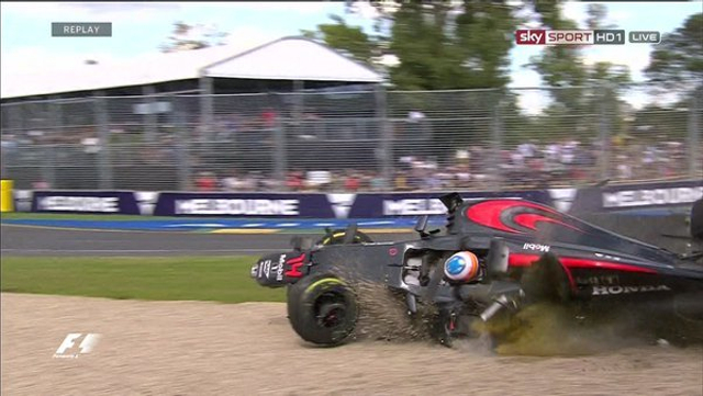 阿隆索发生严重撞车事故