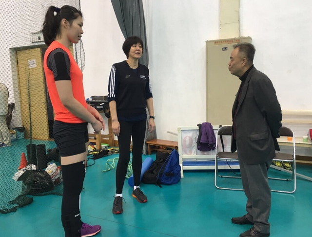 邱董鼓励徐云丽