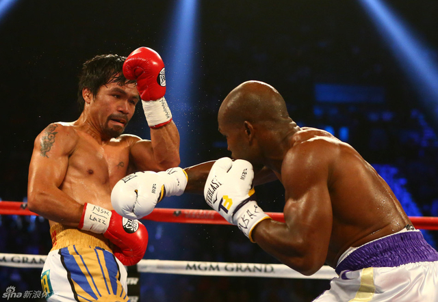 帕奎奥沉着应对