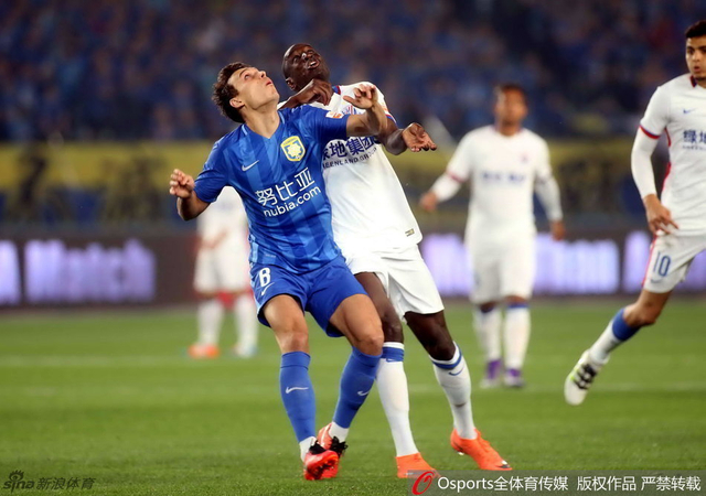 登巴巴与塞恩斯伯里对抗