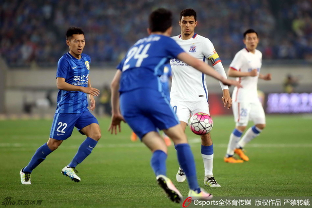 莫雷诺中场调度