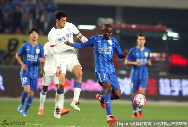 拉米雷斯与莫雷诺对抗