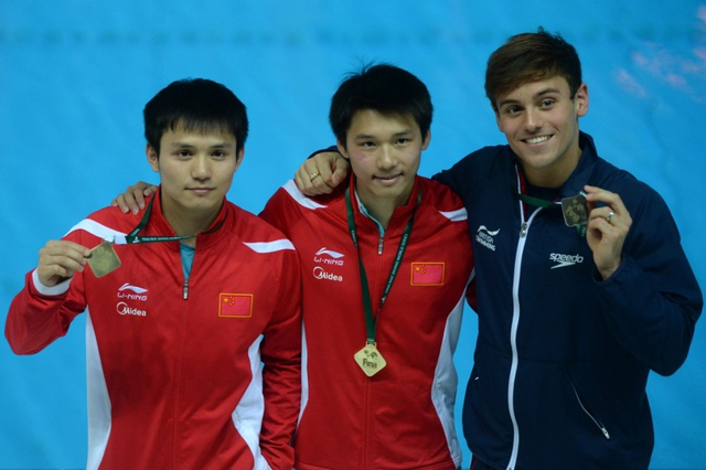 男子10米台三甲