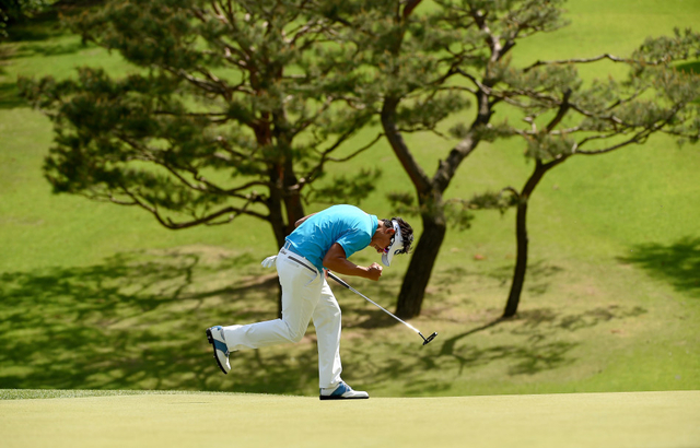 朴相贤拿下关键推杆