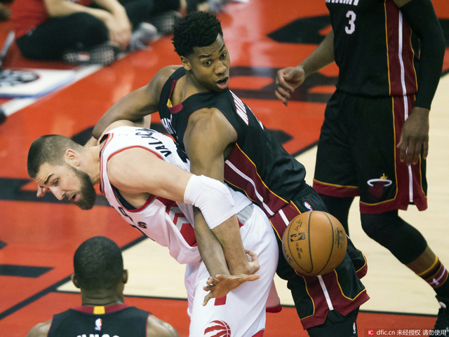 白边和瓦兰双人舞