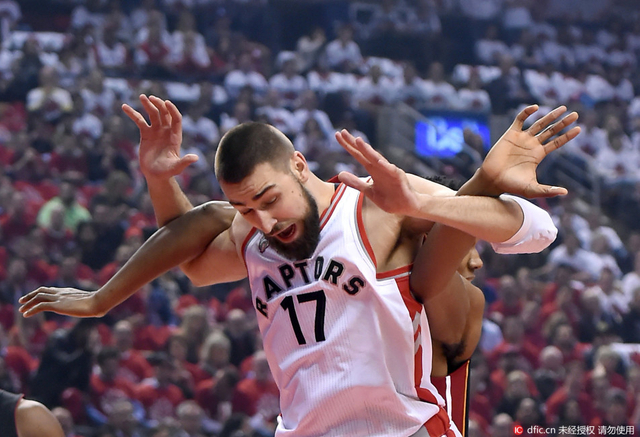 肢体接触异常激烈