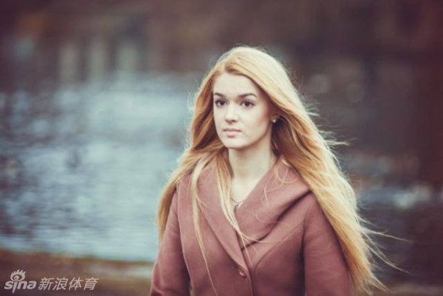 芭比娃娃女排球员爆红网络