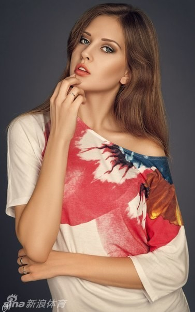 芭比娃娃女排球员爆红网络