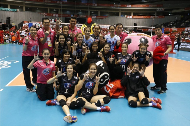 泰国女排留下微笑