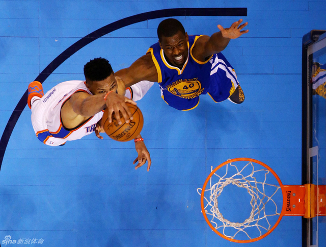 威少斜刺里杀出