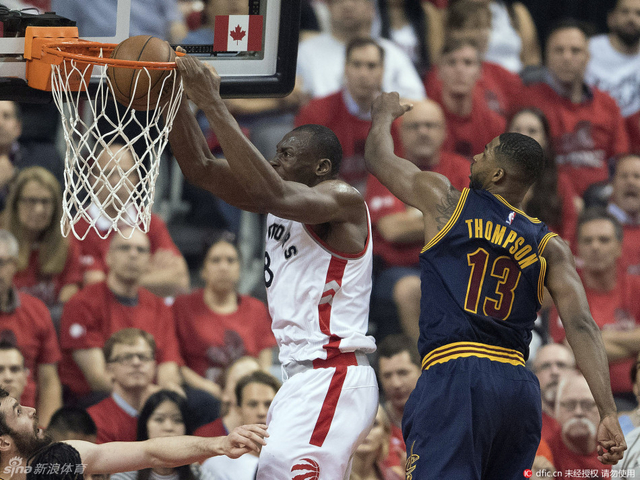 比永博双手灌筐