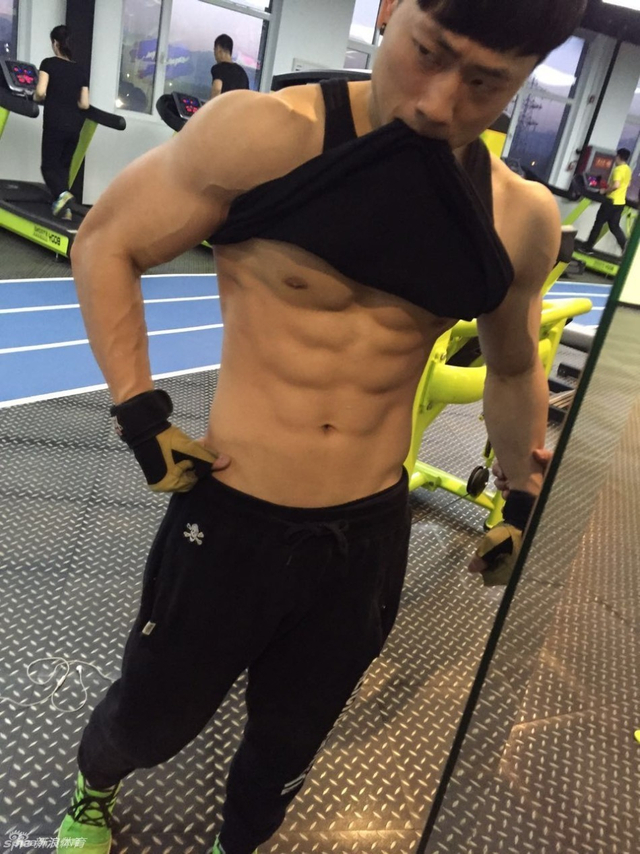 #男子健美#穿衣显瘦脱衣有肉