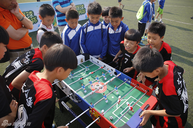 桌上足球