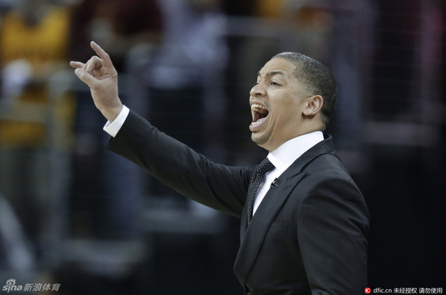 卢指导指点江山