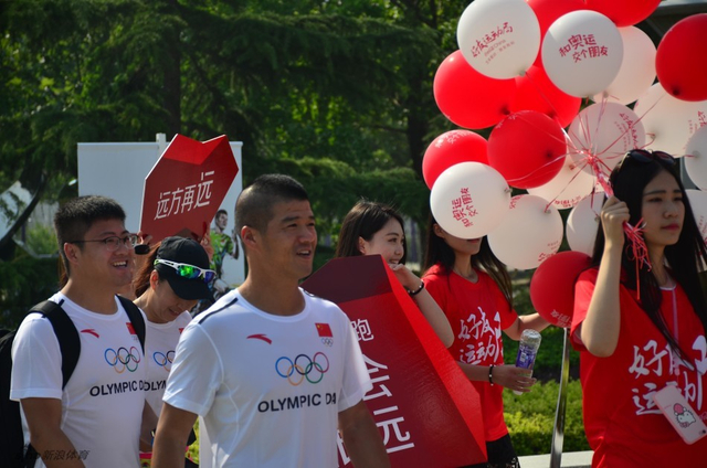 浪跑团亮相奥跑日活动