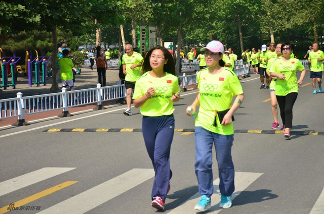 浪跑团亮相奥跑日活动