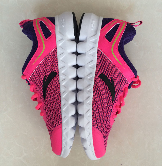 安踏智能跑鞋测评