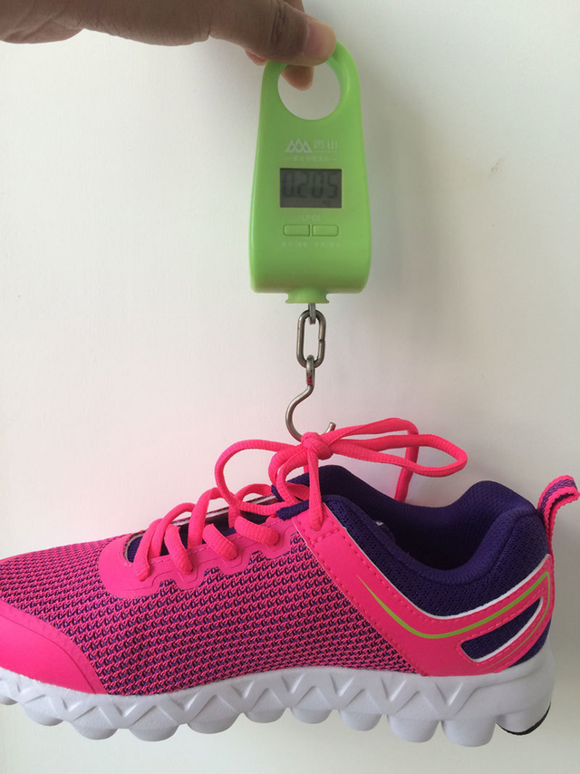跑鞋重量
