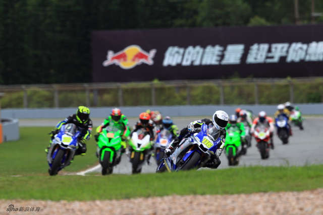 ZIC超级摩托车组赛-贴身激战