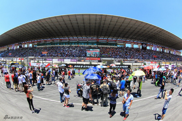 人气图-大看台全景图