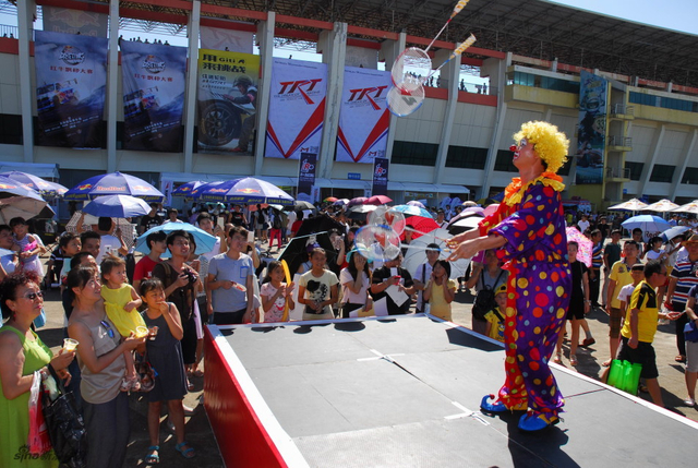 商业区-互动游戏欢乐 满满