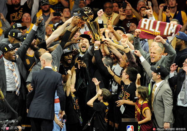 冠军 克利夫兰！