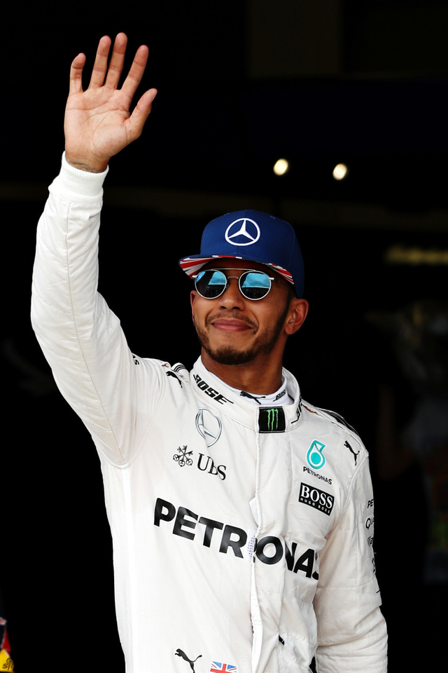 45/46           北京时间7月9日晚,2016年f1英国站排位赛在银石鹊览