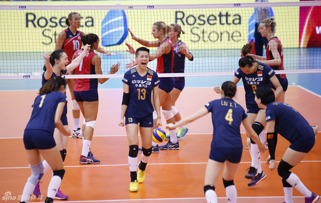 张晓雅握拳鼓劲