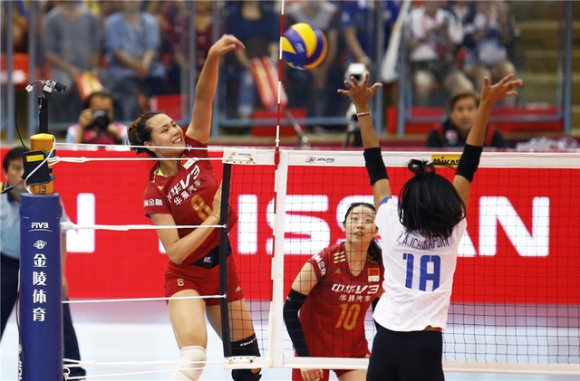 总决赛女排3-0泰国