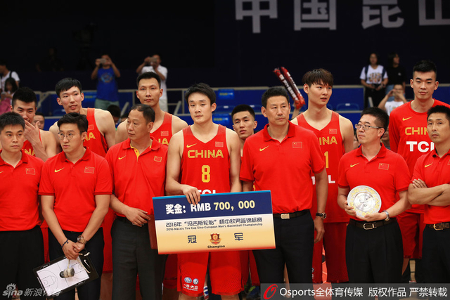 中国男篮78-73法国