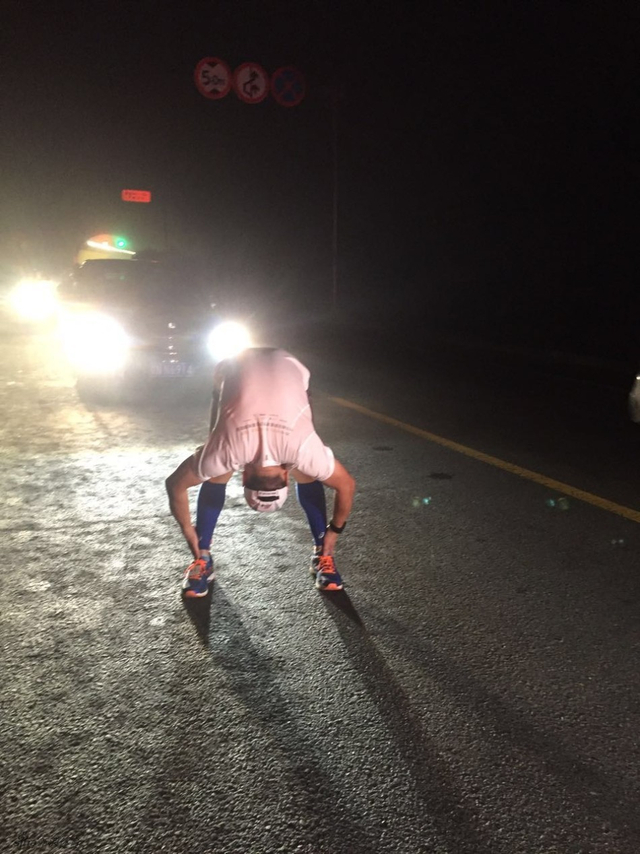 城际穿越跑魏江雷跑完30公里