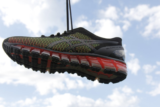 炫酷双色！亚瑟士GEL-QUANTUM 360 CM抢鲜看