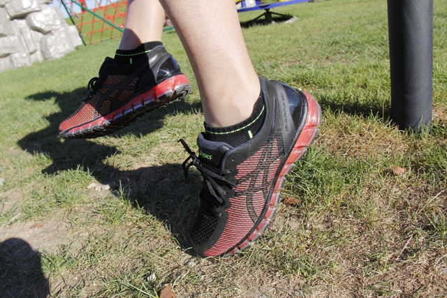 炫酷双色！亚瑟士GEL-QUANTUM 360 CM抢鲜看