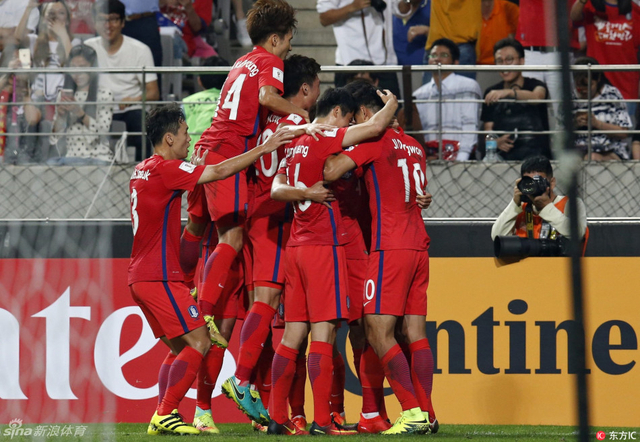 国足客场惜败韩国