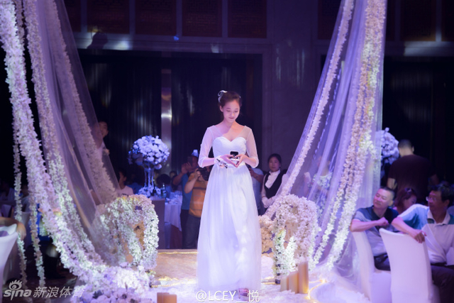 吉林男篮王璞婚礼照片曝光