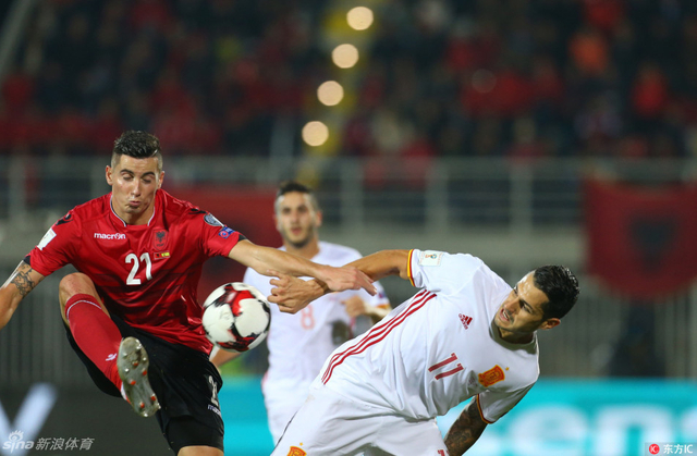 比托洛前场对抗