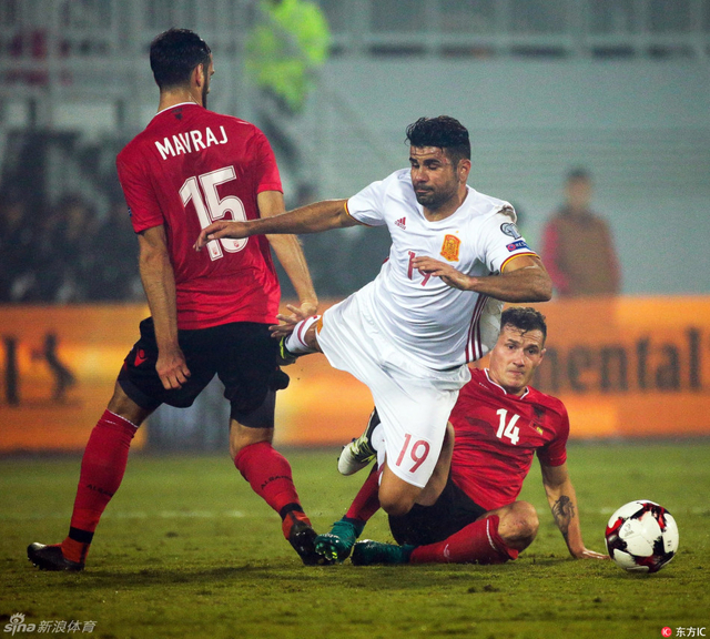 科斯塔遭遇飞铲