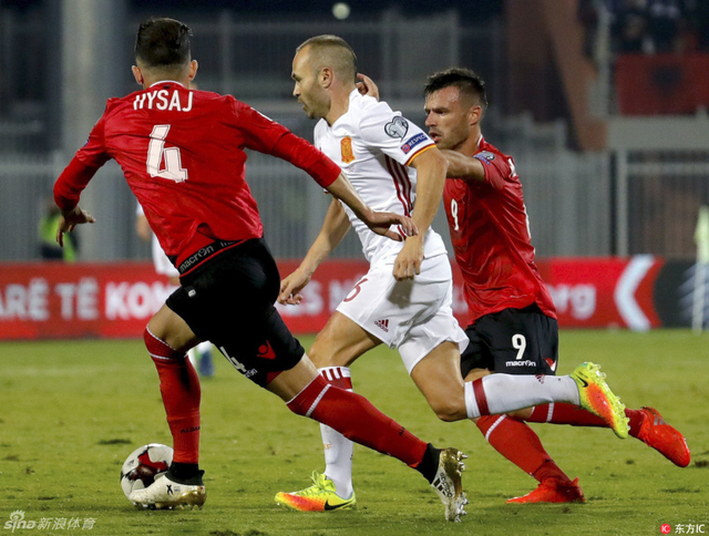 伊涅斯塔油炸丸子过人