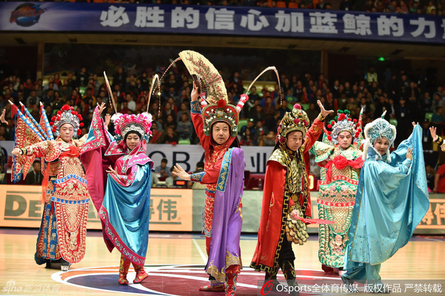 开幕式大演川剧变脸