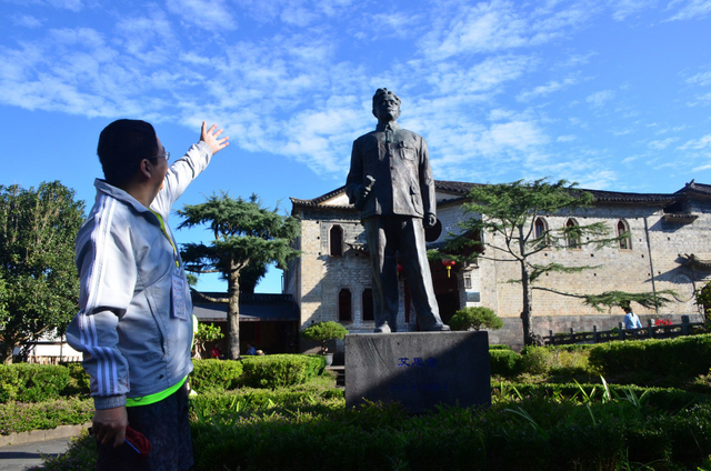 首都媒体跑团出征腾马