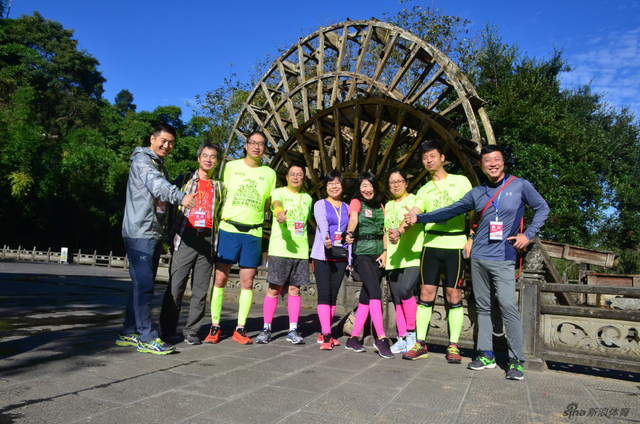 首都媒体跑团出征腾马