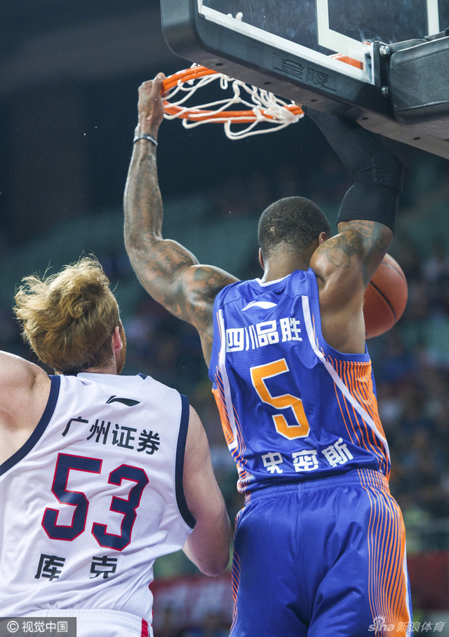 广州vs四川品胜 史密斯霸气