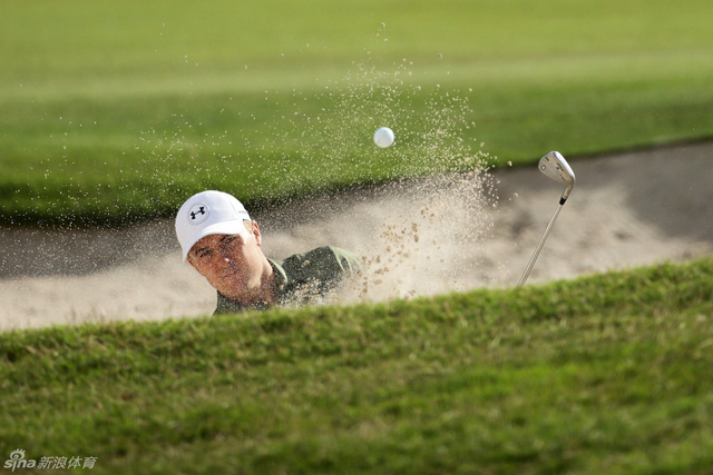 斯皮思沙坑救球