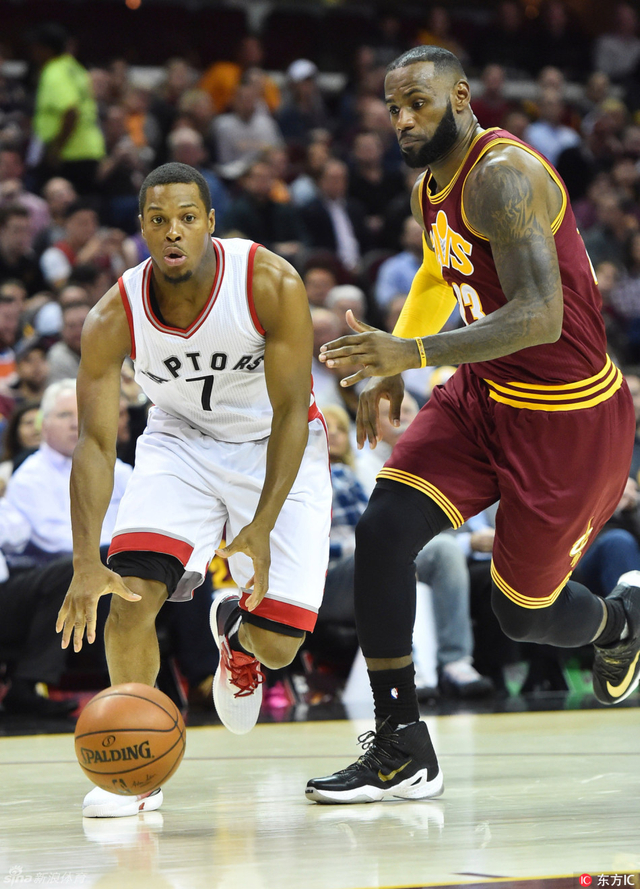 詹姆斯跟防洛瑞