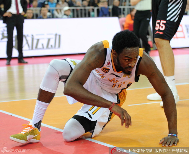 富兰克林迅速起身