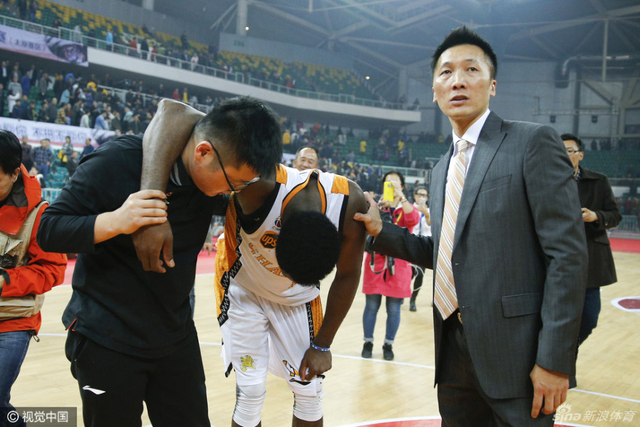 许晋哲安慰富兰克林