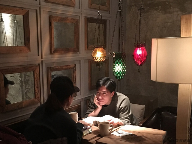 刘翔吴莎甜蜜约会