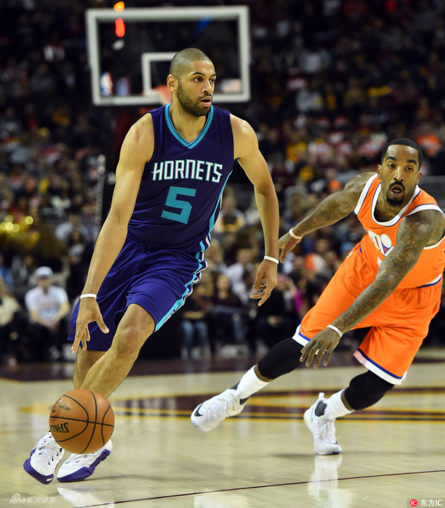 巴图姆甩开JR防守