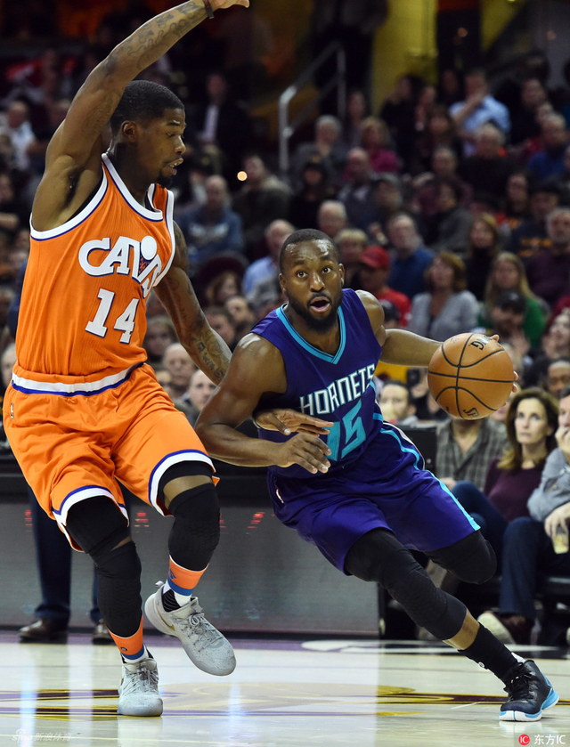 沃克突破利金斯