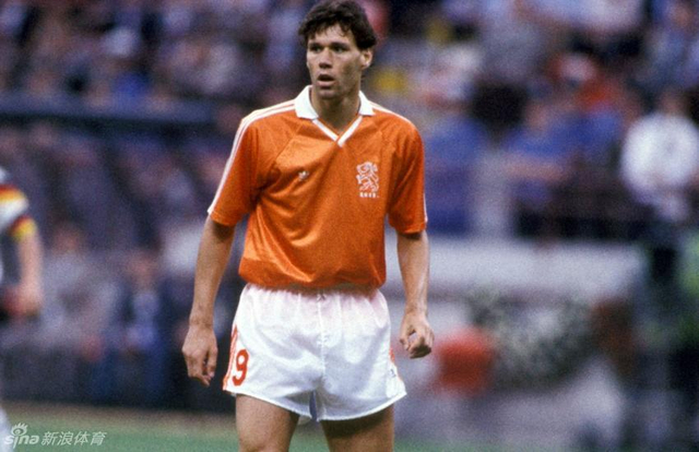 1988-1989范巴斯滕（荷兰）